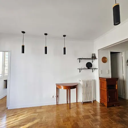 Appartement Lumieuse Charme A 15 *